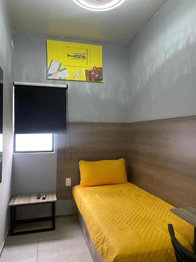 Check Inn Hostal Aeropuerto Gdl Las Pintas 外观 照片