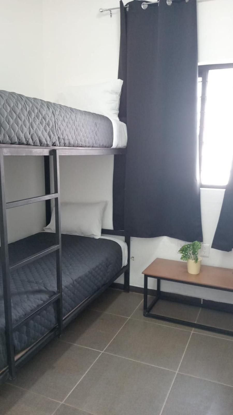 Check Inn Hostal Aeropuerto Gdl Las Pintas 外观 照片