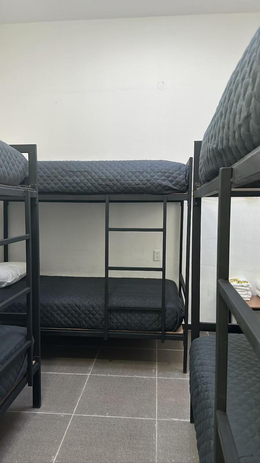Check Inn Hostal Aeropuerto Gdl Las Pintas 外观 照片
