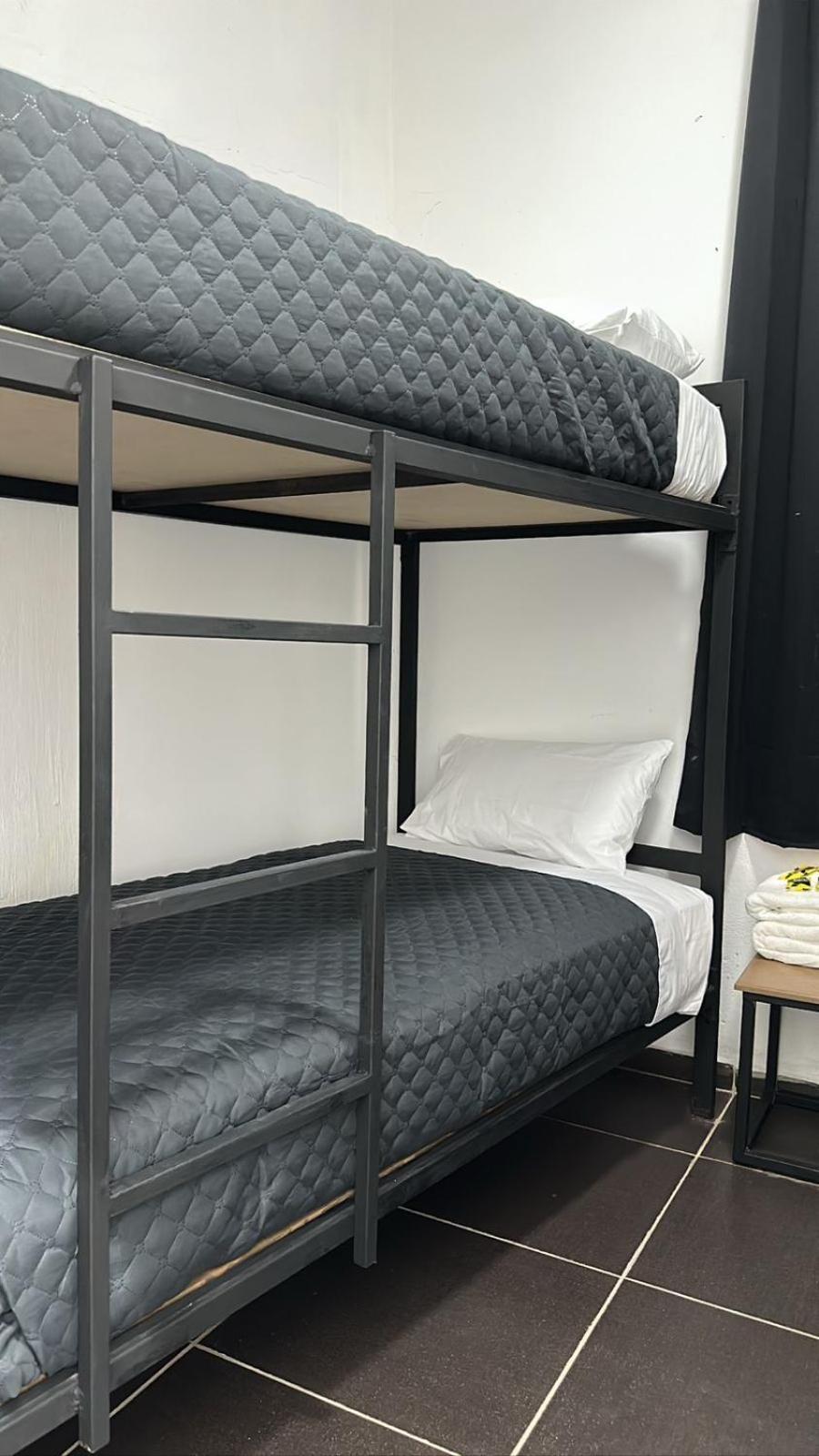 Check Inn Hostal Aeropuerto Gdl Las Pintas 外观 照片